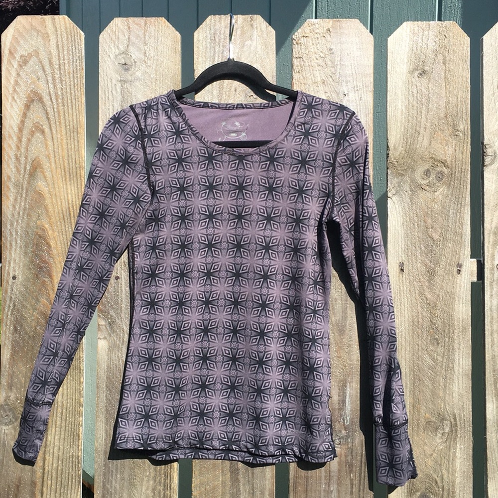 thermal shirt geometric